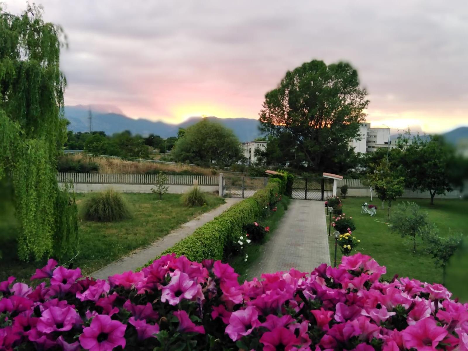 Вилла Parco Delle Rose Сульмона Экстерьер фото