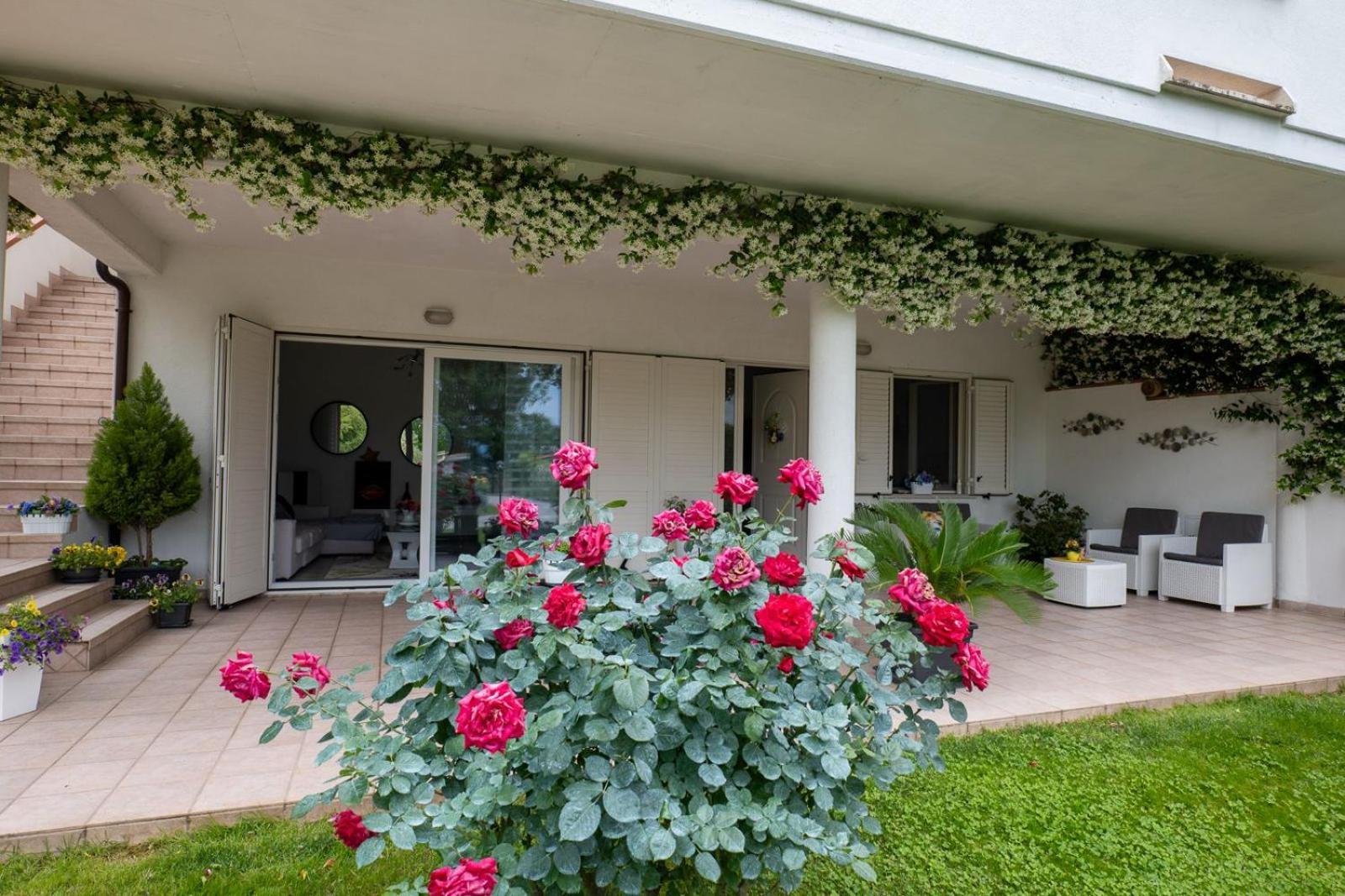 Вилла Parco Delle Rose Сульмона Экстерьер фото